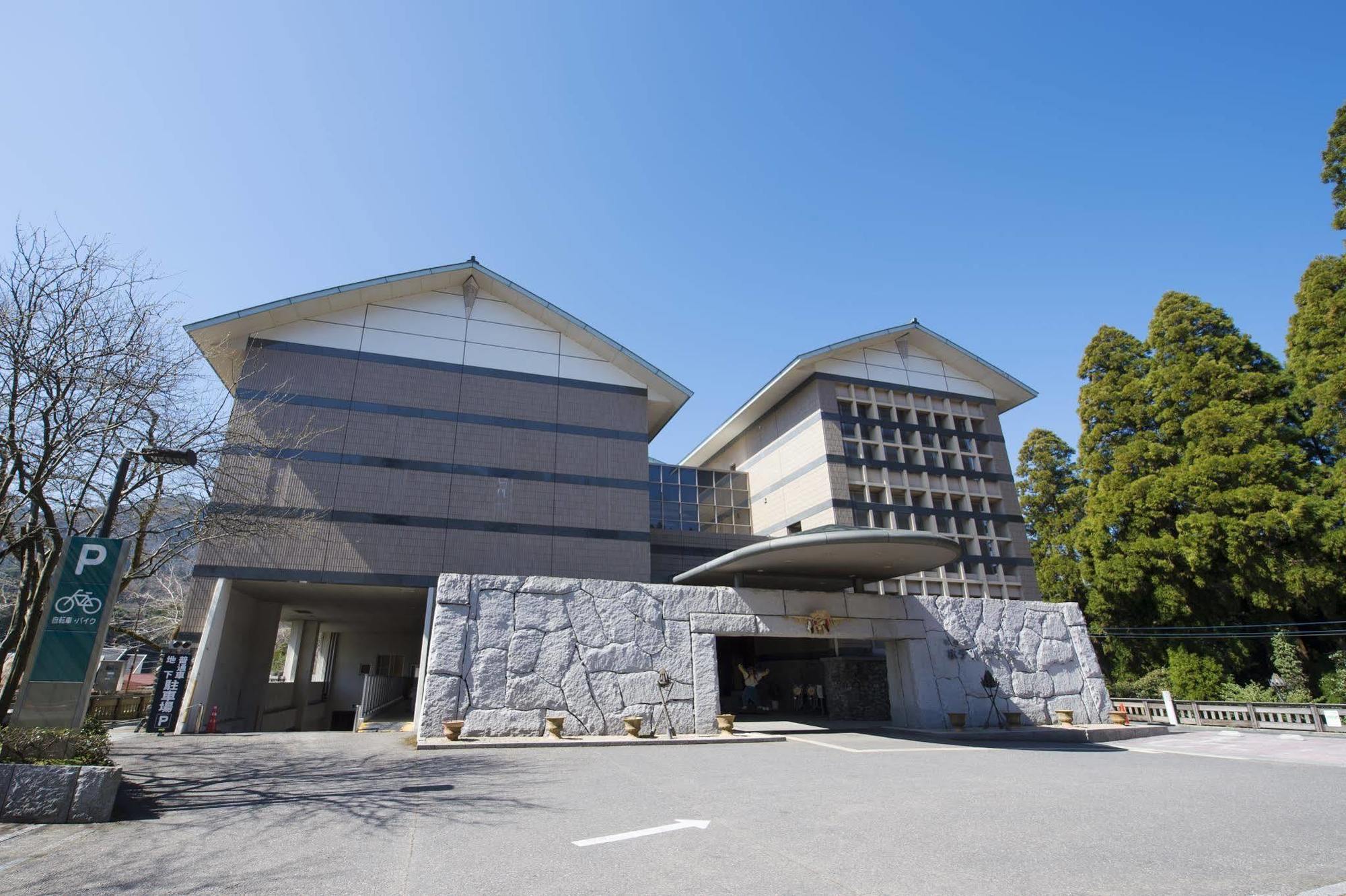 Hotel Takachiho Buitenkant foto